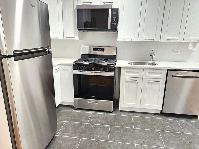 1725 Edison Ave #2A - Photo 3 of 9