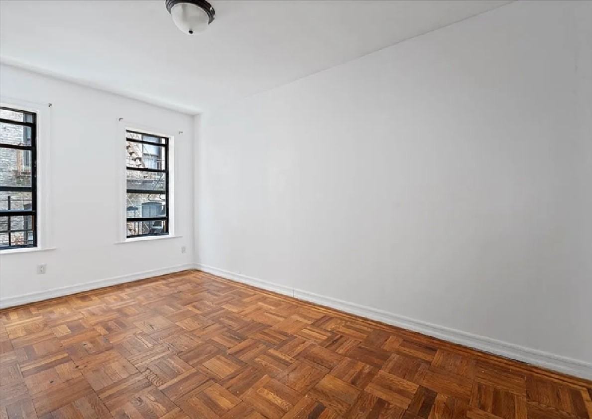 2156 Cruger Ave #2A - Photo 7 of 12