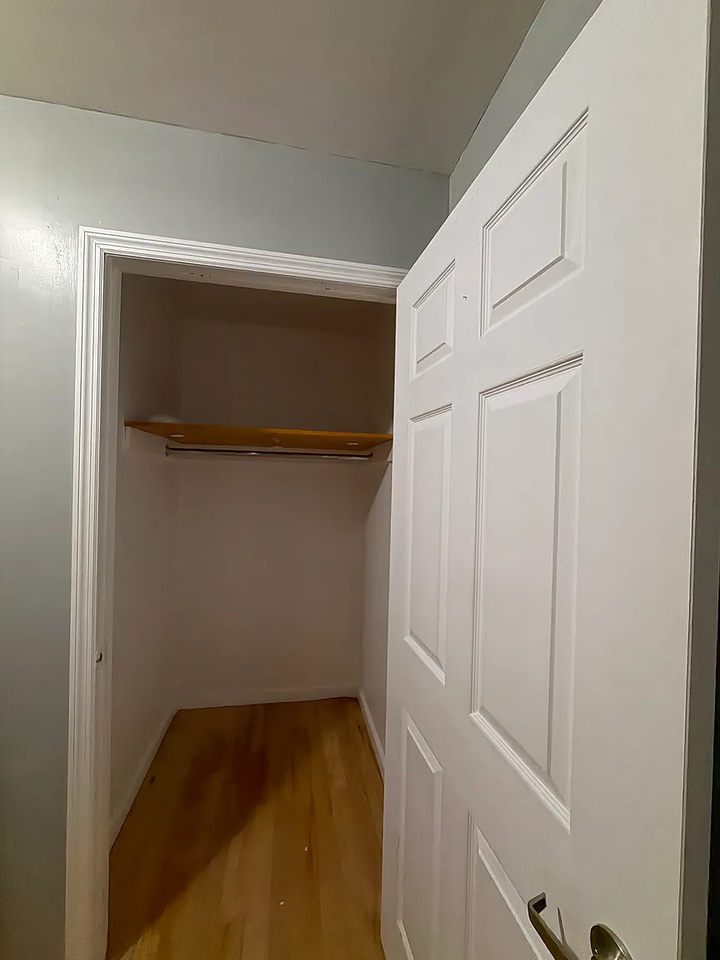 4506 64th St #3F - Photo 6 of 10