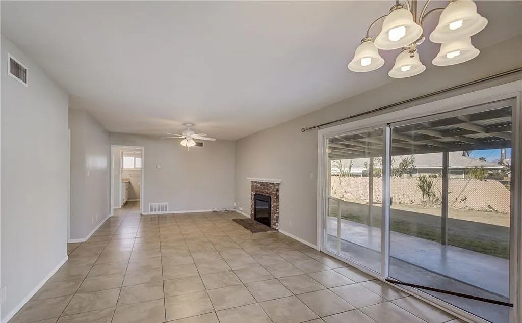 8653 Larkin Ct - Photo 3 of 9