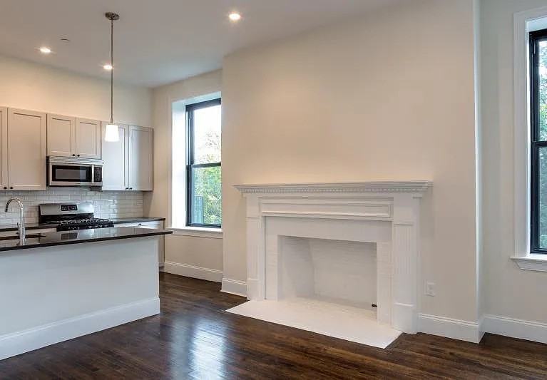 9 Newcomb St #5A - Photo 6 of 8