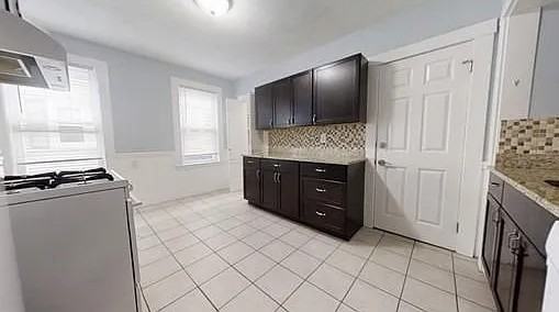 99 Lexington St #1 - Photo 6 of 8