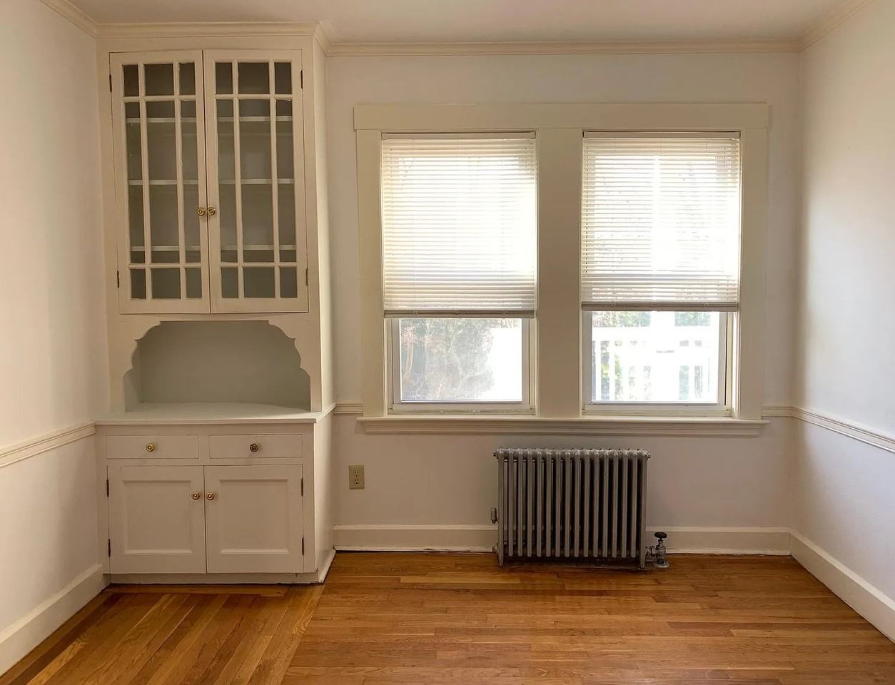 29 Brook Rd #1 - Photo 4 of 9