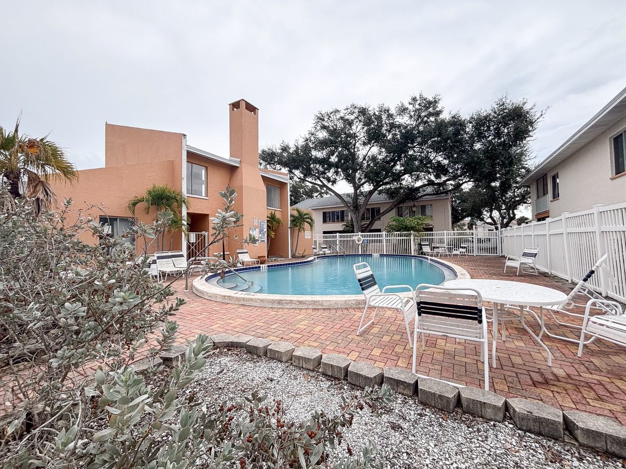 9940 7th Way N #204 - Photo 3 of 13