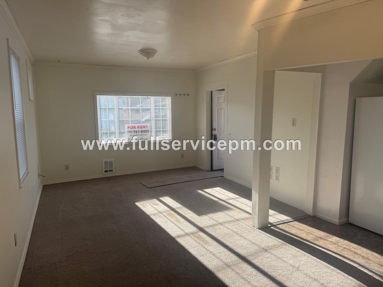 2309 19th St - Photo 6 of 38