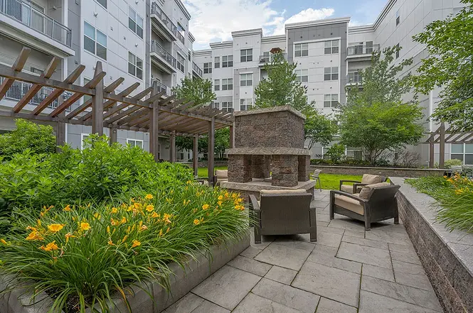 80 Fawcett St - Photo 2 of 25