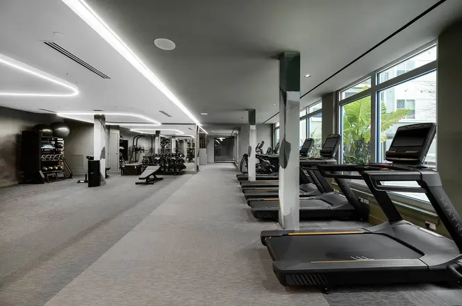 80 Fawcett St - Photo 6 of 25