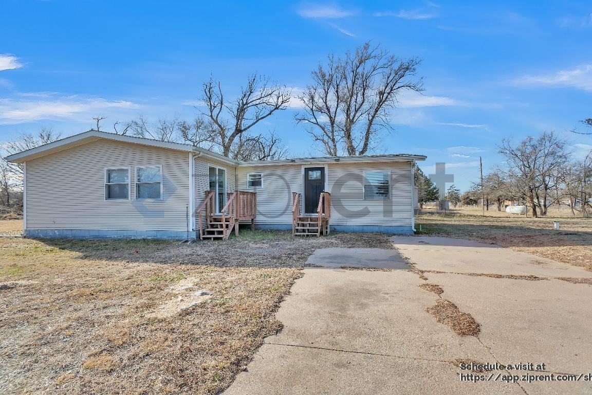 1615 E 90th St S - Photo 2 of 34