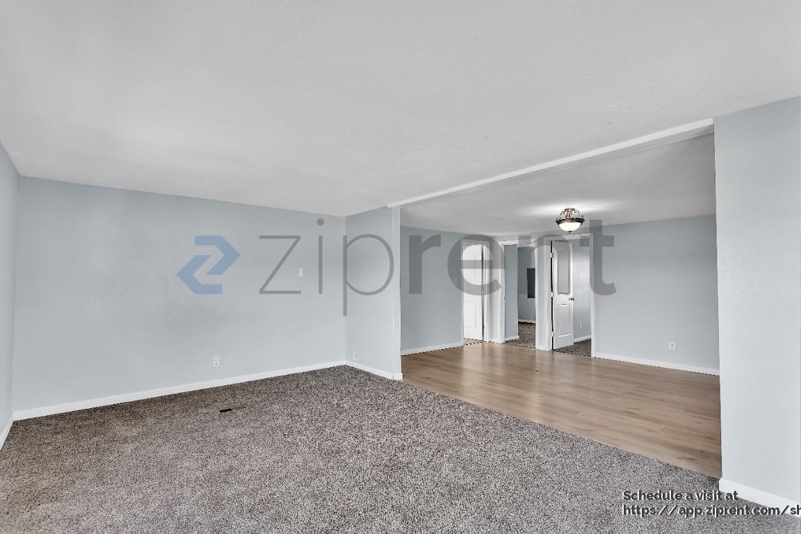 1615 E 90th St S - Photo 4 of 34