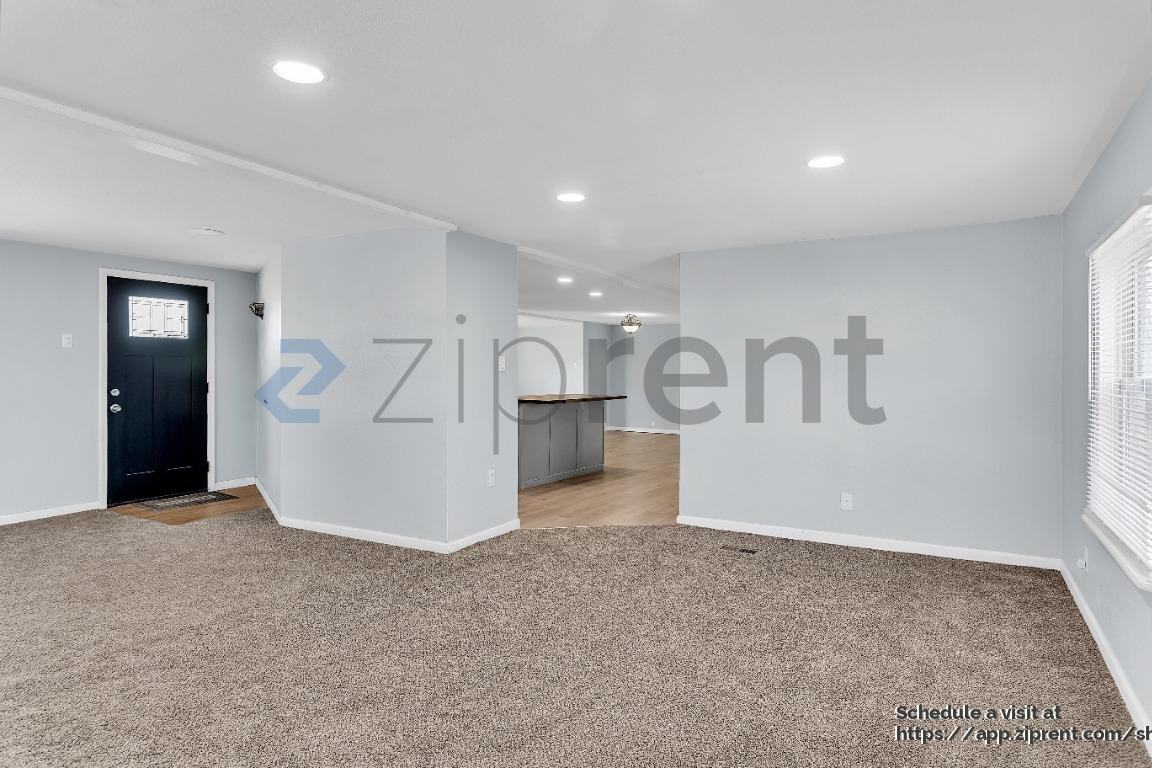 1615 E 90th St S - Photo 5 of 34