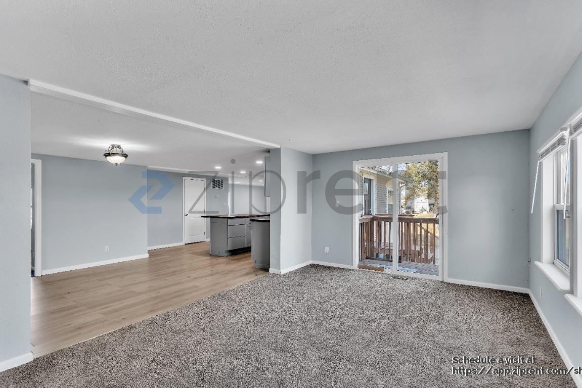 1615 E 90th St S - Photo 7 of 34