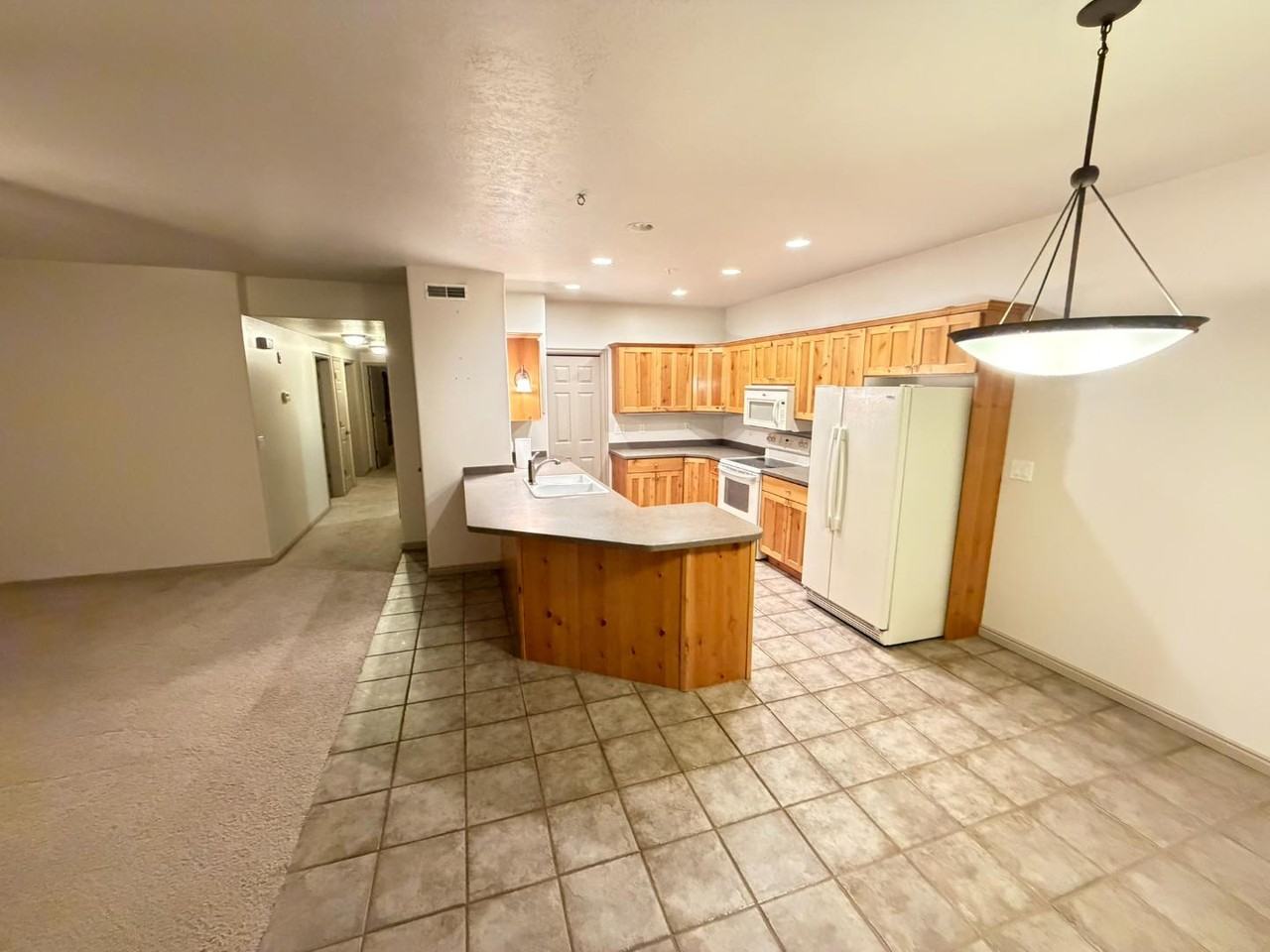 1255 E Wolf Hollow Ln - Photo 2 of 20