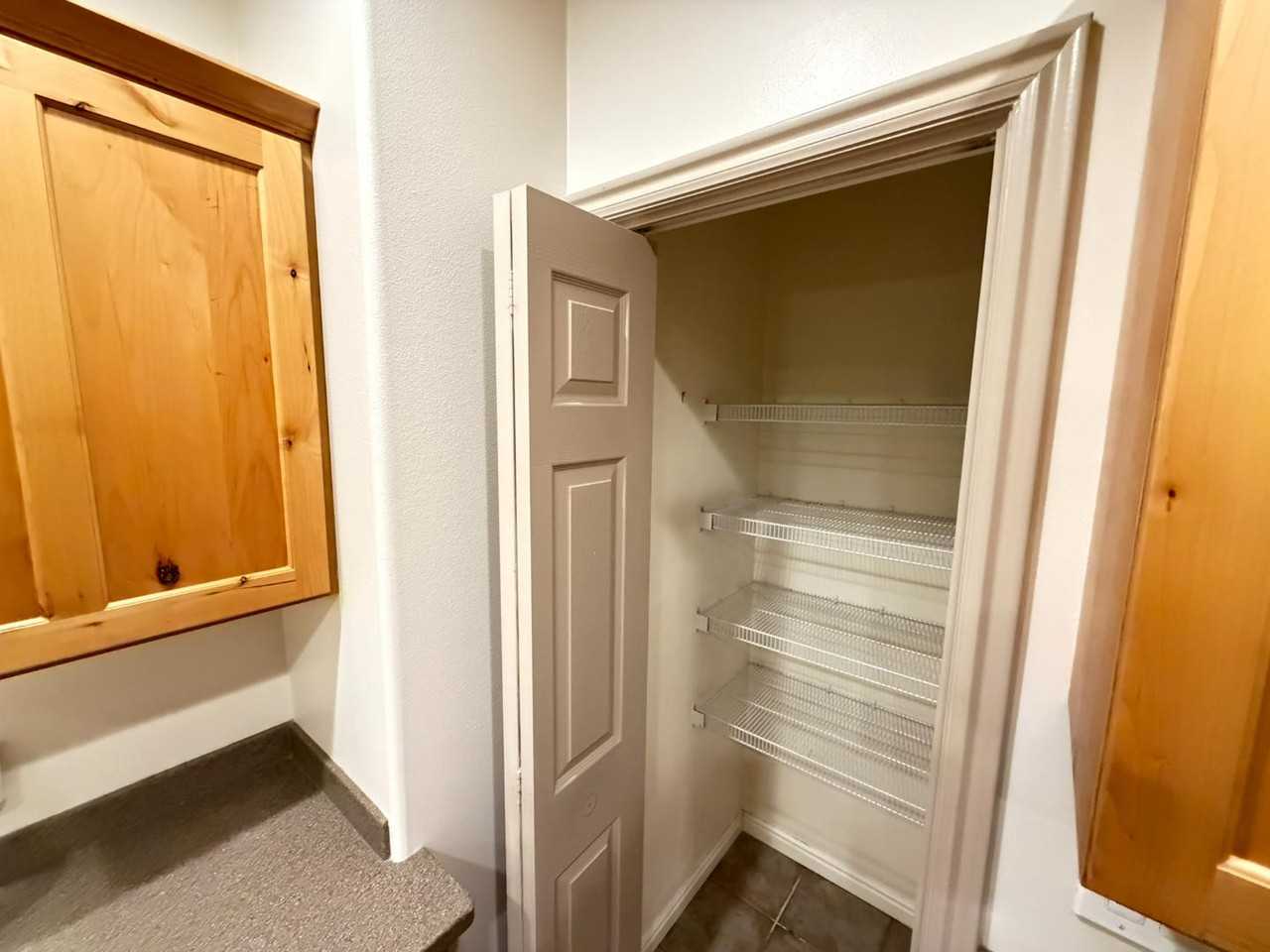 1255 E Wolf Hollow Ln - Photo 5 of 20