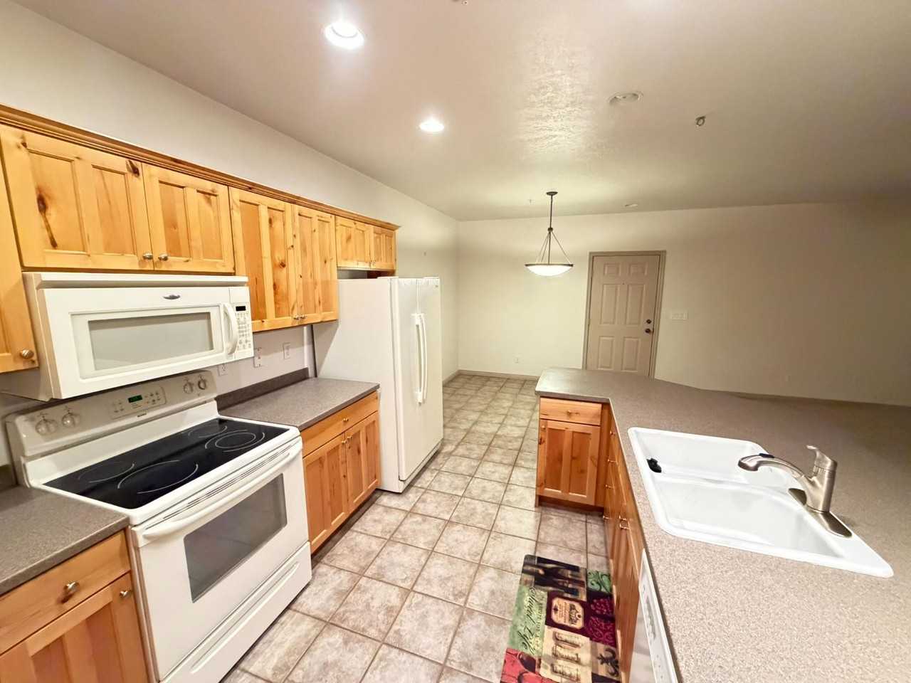 1255 E Wolf Hollow Ln - Photo 6 of 20