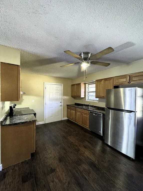 3502 Penny St SW - Photo 2 of 10