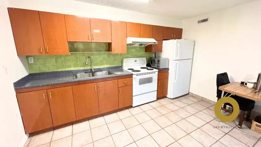 1792 15th Ave E - Photo 4 of 14