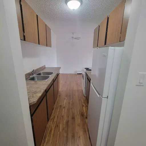 4820 46 St #305 - Photo 2 of 13