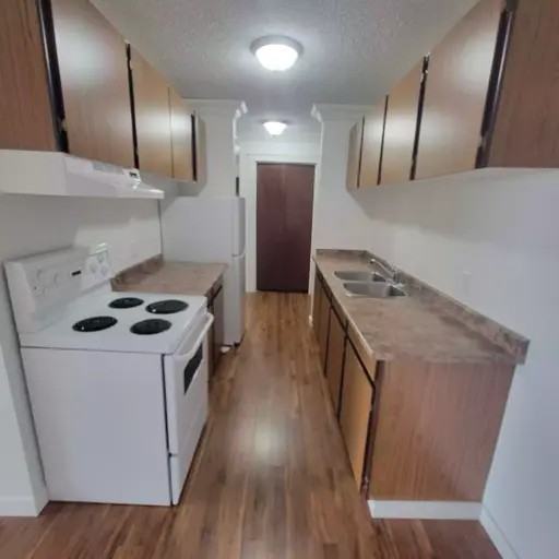 4820 46 St #305 - Photo 3 of 13