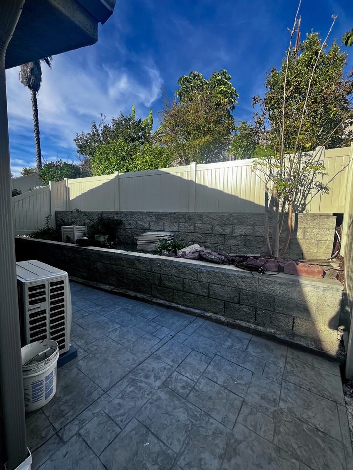 1457 Knollwood Pl #1 - Photo 5 of 14