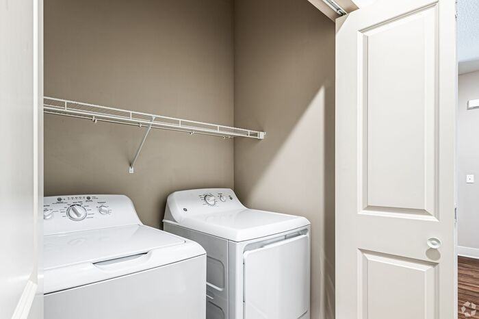 5621 Ne 80th Ter #1A - Photo 6 of 13