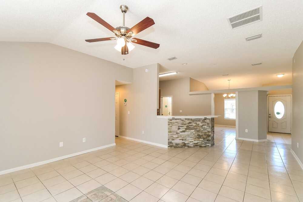 3748 Maddie Ln - Photo 4 of 16