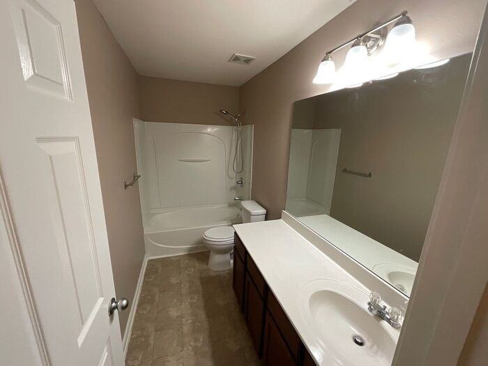 504 Quinn Dr - Photo 6 of 25