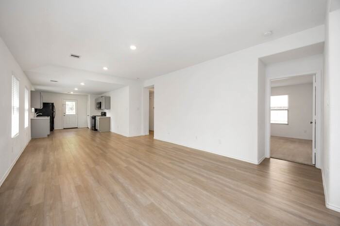 3651 Solanum Dr - Photo 6 of 25