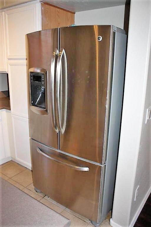 1975 E Del Rio St - Photo 5 of 12