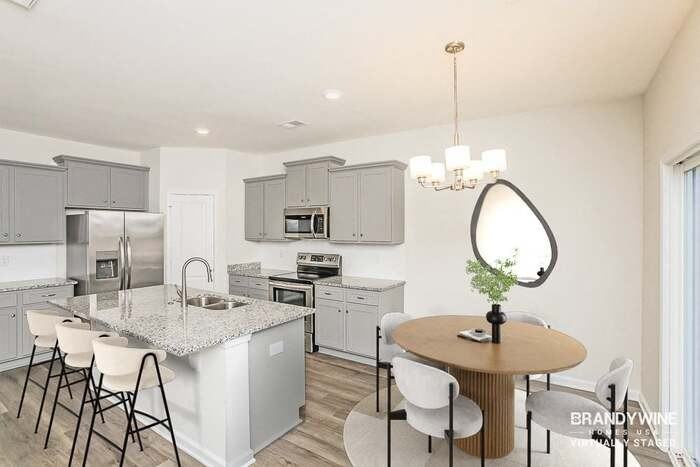 309 Redmoss Dr - Photo 7 of 40