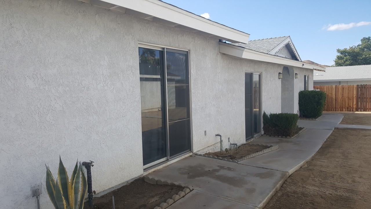 6348 Hermosa Ave #1 - Photo 2 of 5