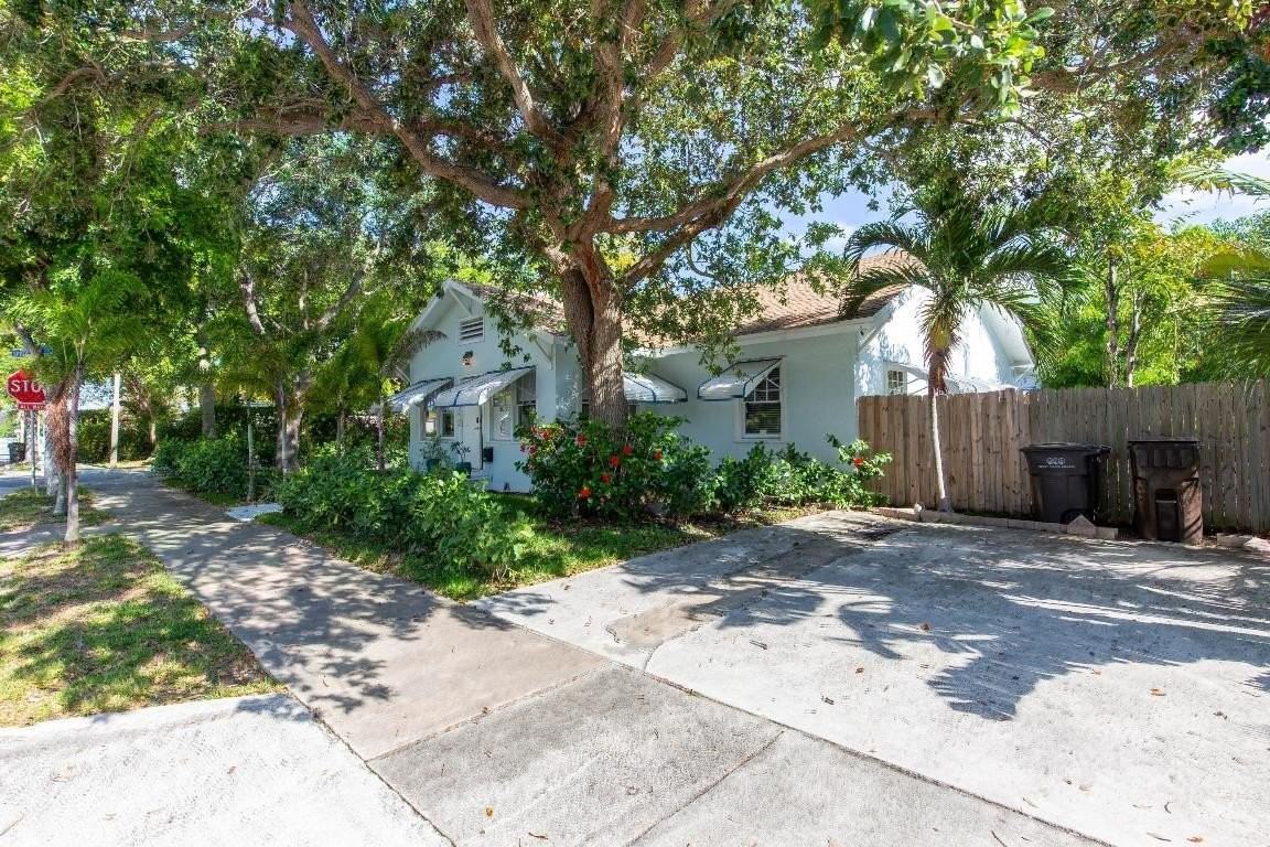 435 56th St - Photo 2 of 20