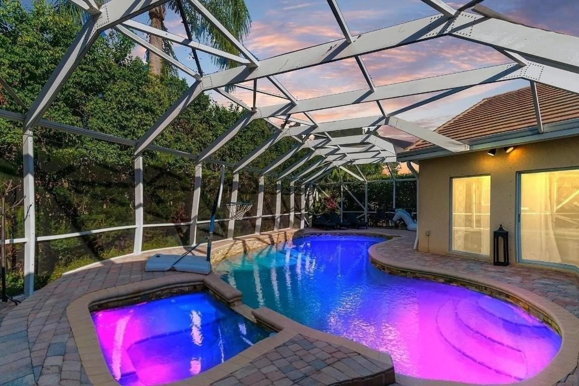 15835 Meadow Wood Dr - Photo 7 of 50