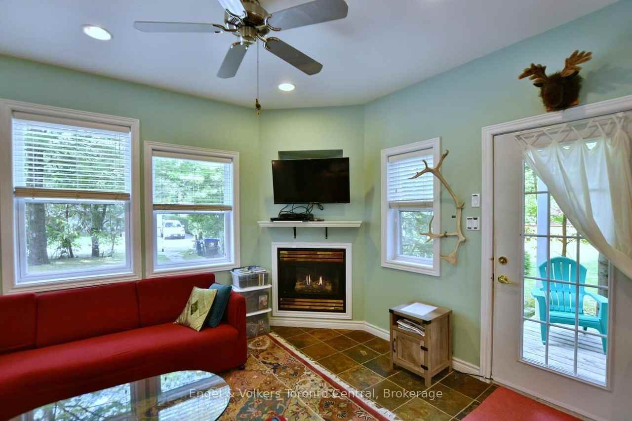 21 47th St N - Photo 5 of 25