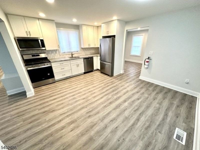 26 Garibaldi St #1 - Photo 5 of 15