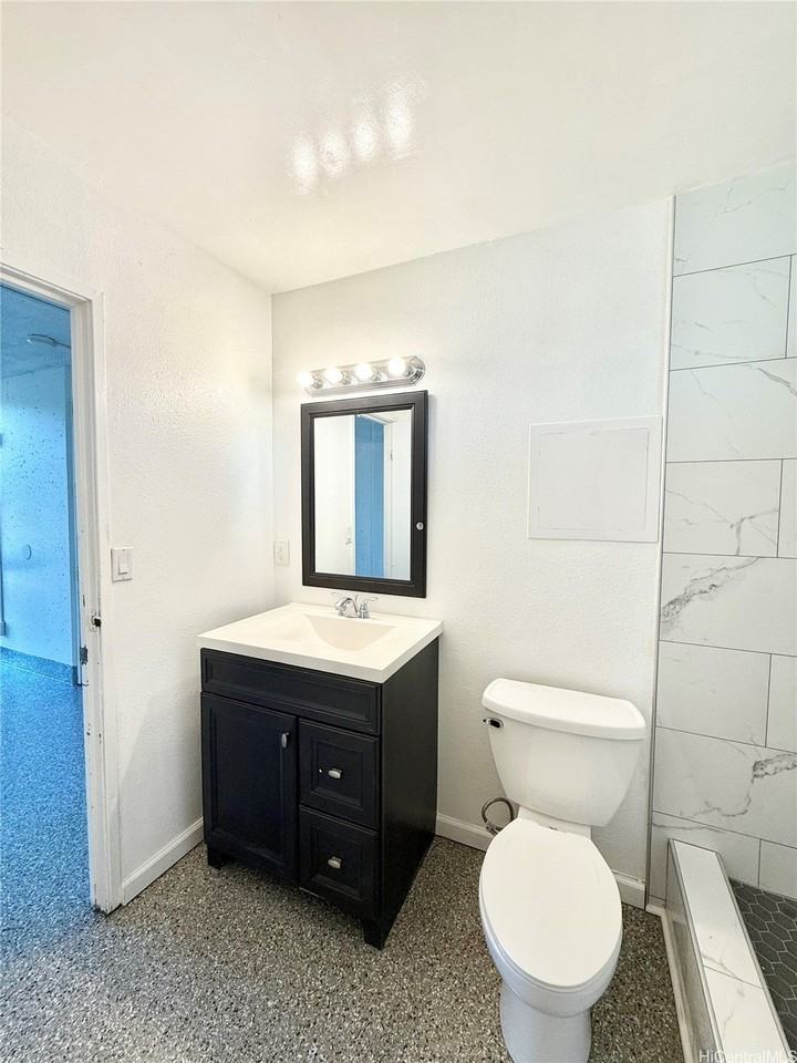 95-009 Waikalani Dr Apt A108 #A108 - Photo 6 of 9