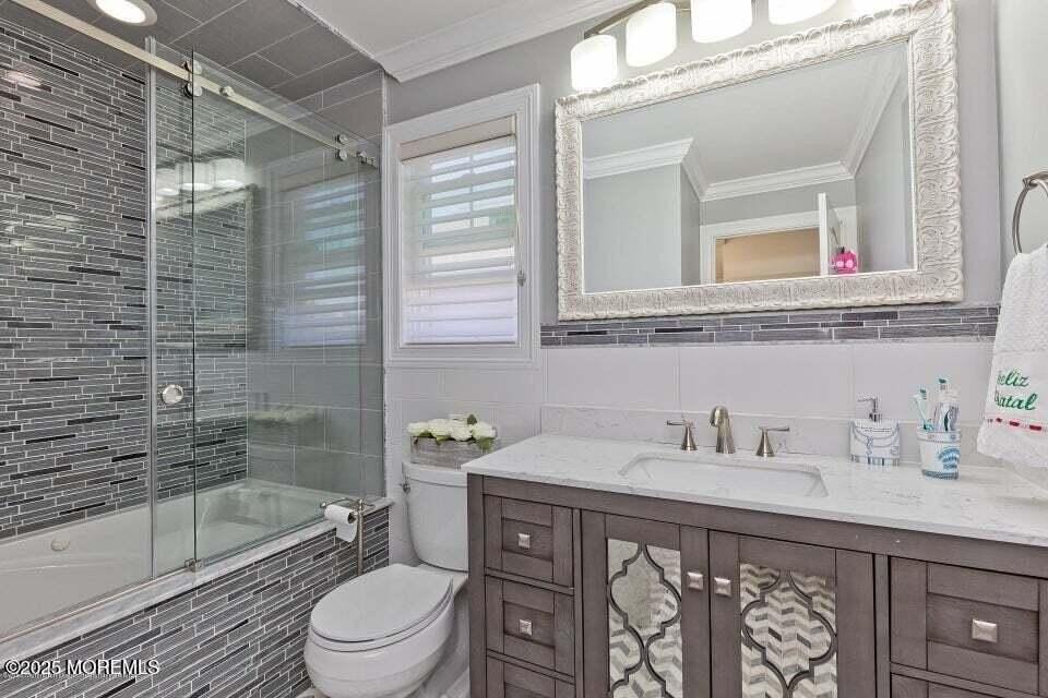 136 Lippincott Ave - Photo 5 of 14