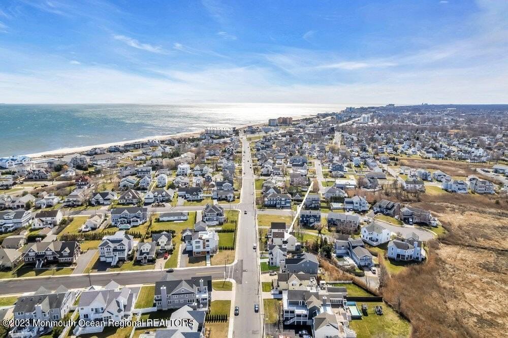 34 Riverdale Ave - Photo 3 of 38