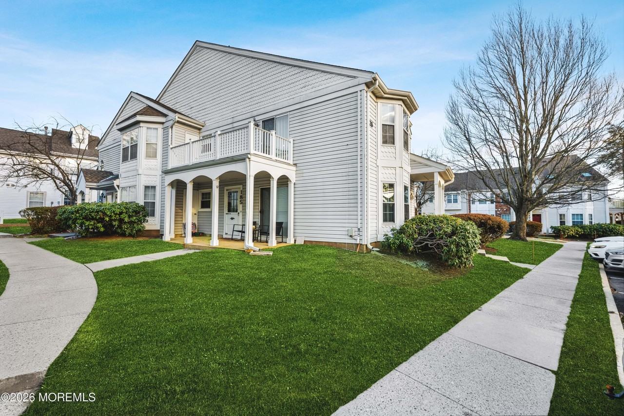 186 Tulip Ln - Photo 2 of 29