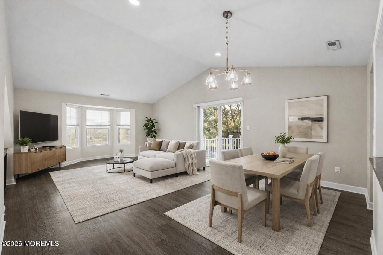 186 Tulip Ln - Photo 4 of 29