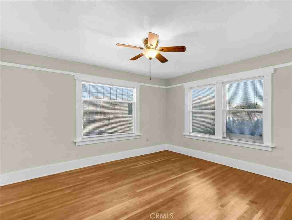 73 S Michigan Ave - Photo 5 of 17