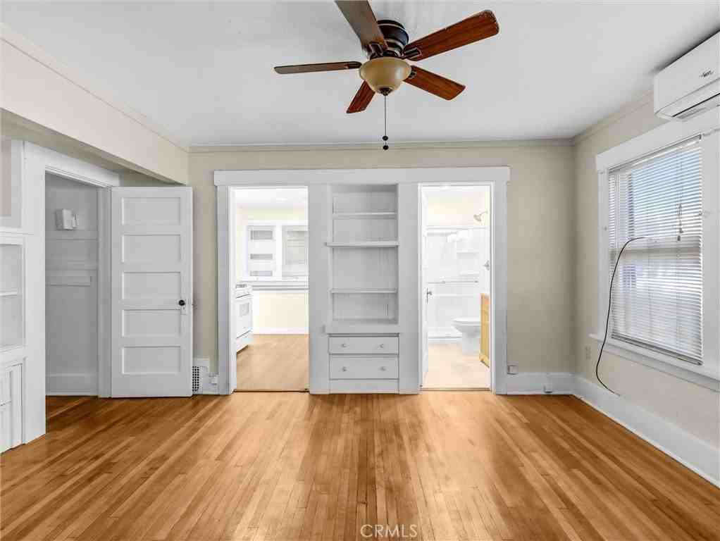 73 S Michigan Ave - Photo 7 of 17