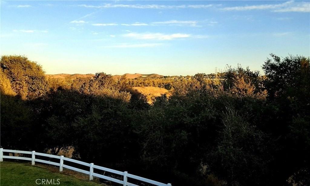 27546 Jasmine Ave - Photo 7 of 12