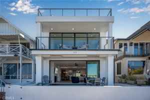 featured image of 413 E Edgewater Ave