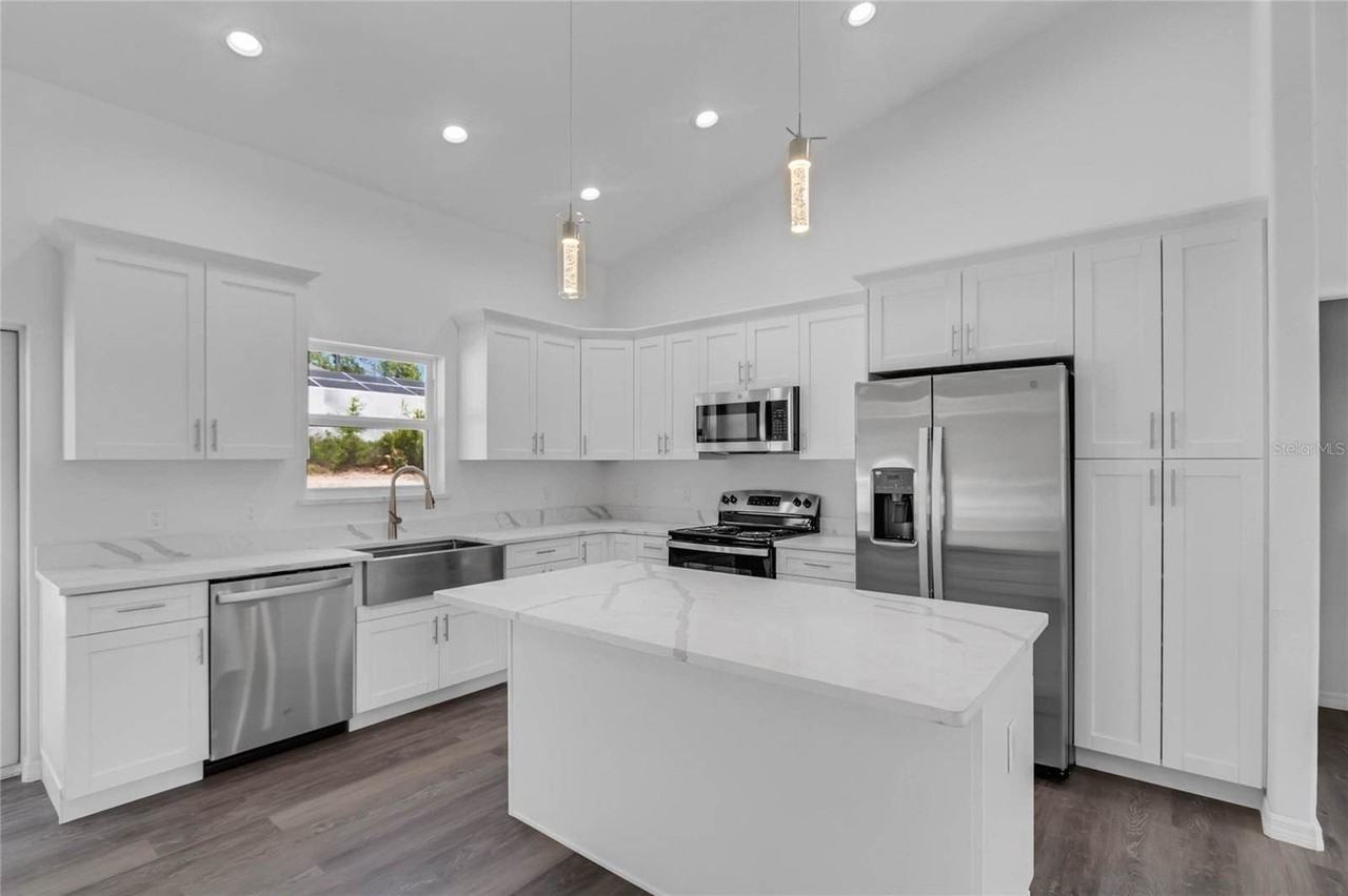 13757 Sw 81st Cir - Photo 6 of 16