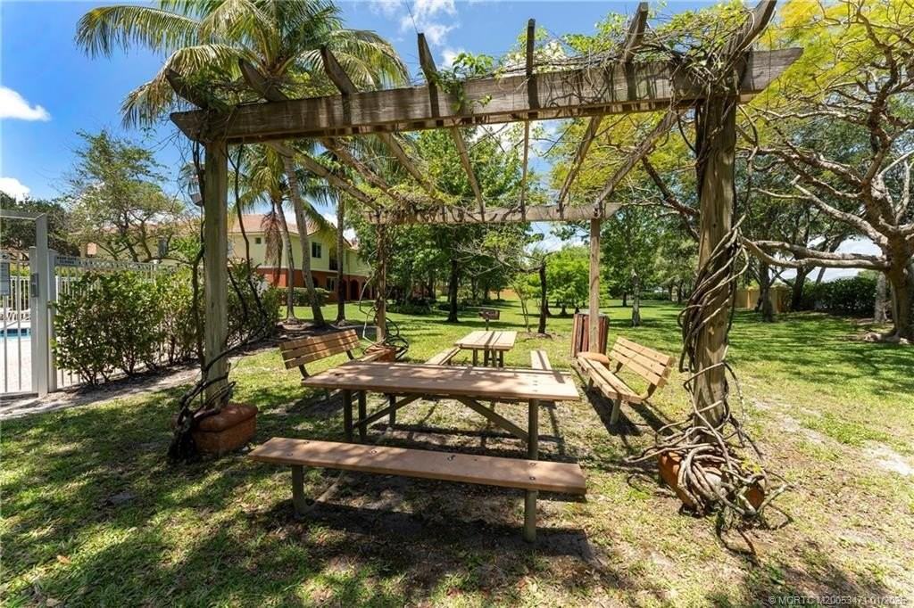 49 Se Sedona Cir #101 - Photo 7 of 31