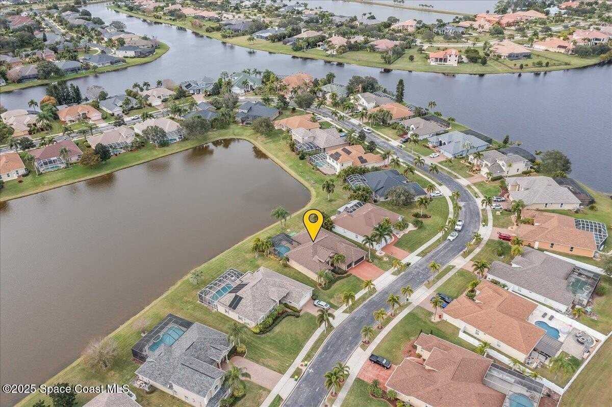 4581 Chardonnay Dr - Photo 6 of 50