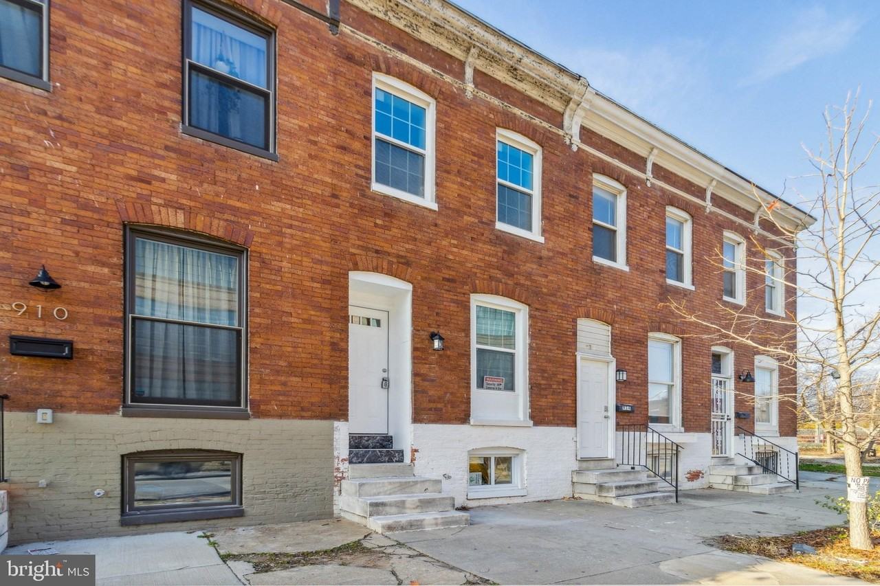 912 N Milton Ave - Photo 3 of 41