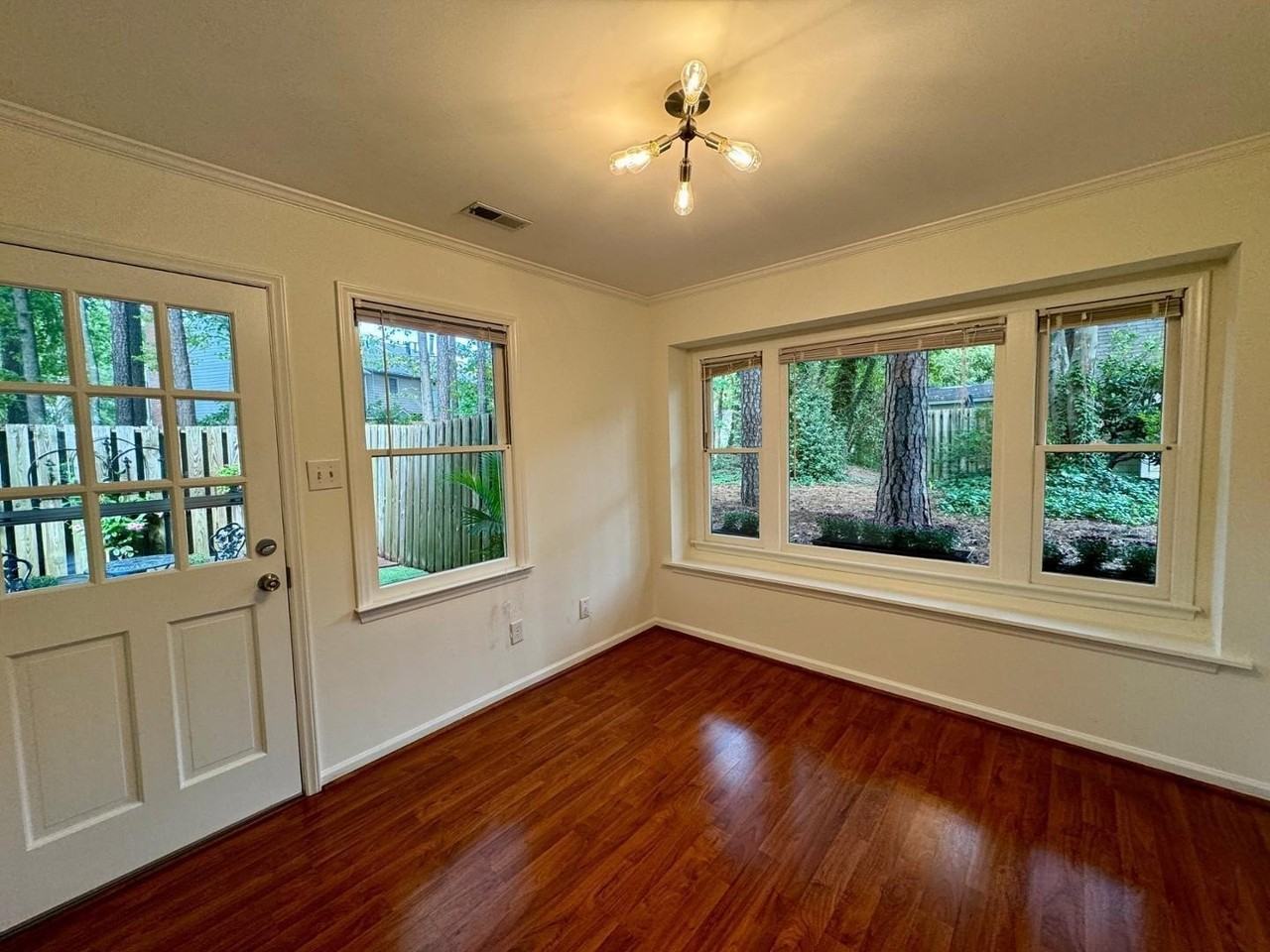 5509 Hamstead Xing - Photo 5 of 21