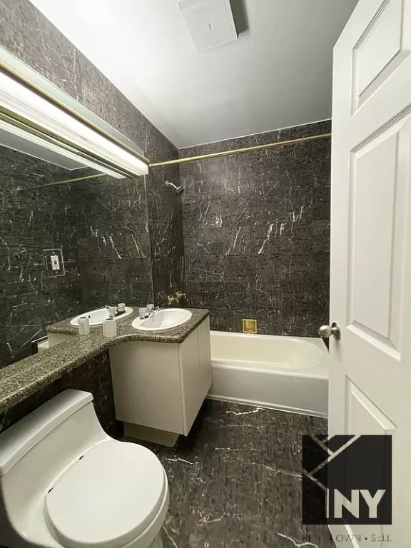 Fulton St #12H - Photo 5 of 6