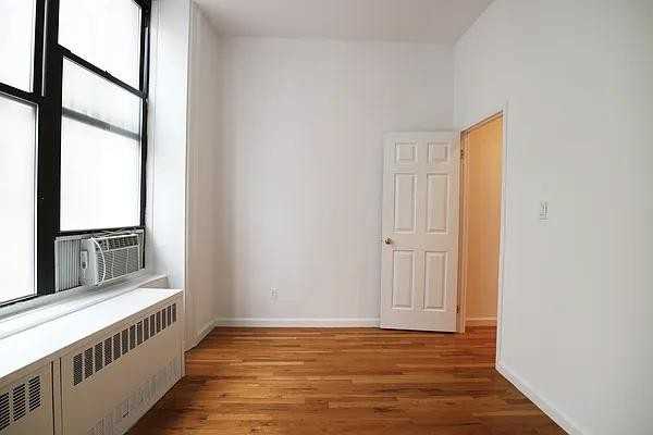 Maiden Ln #3C - Photo 3 of 7